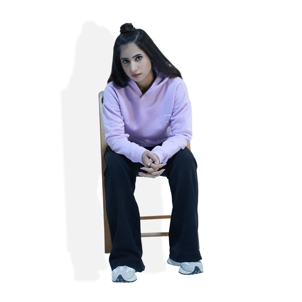 Down-Shoulder Graphic Hoodie – Relaxed Fit Streetwear