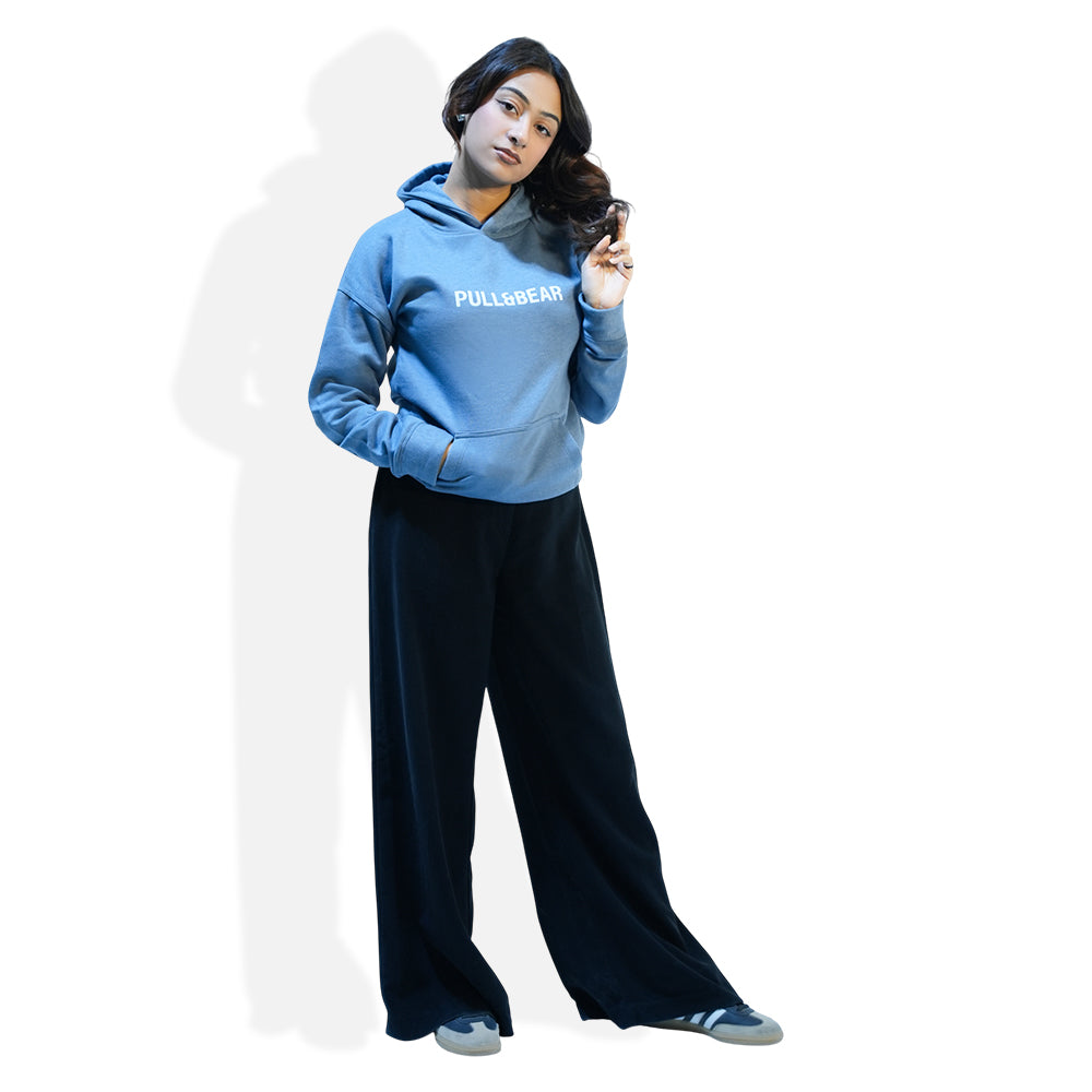 Down-Shoulder Graphic Hoodie – Relaxed Fit Streetwear