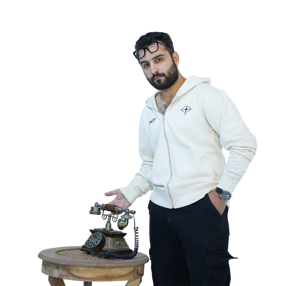 Zipper Hoodie – Relaxed Fit | Minimal Premium Streetwear